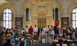 Gaziantep Vakıflar Bölge Müdürlüğü'nden Kur'an kursu öğrencilerine hediye