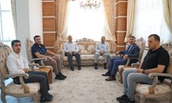 HÜDA PAR Batman İl Başkanı Şahin, Batman Üniversitesi Rektörü Prof. Dr. İdris Demir'i ziyaret etti