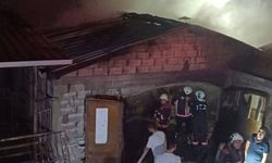 Malatya'da ahır ve samanlık yangını