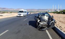 Malatya'da minibüs ile otomobil çarpıştı: 9 yaralı