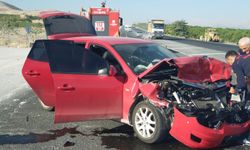 Malatya'da tır ile otomobil çarpıştı: 4 yaralı
