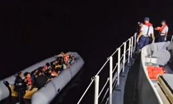 Muğla açıklarında 35 düzensiz göçmen kurtarıldı
