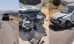 Siirt'te iki araç çarpıştı: Kazada ölen ya da yaralanan olmadı