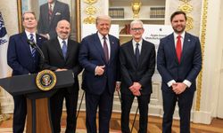 Trump, ithal yarı iletkenlere yüzde 100 gümrük vergisi uygulamayı planlıyor