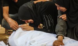 Gazze çok ağır ve şiddetli bir şekilde bombalanıyor: 62 şehit