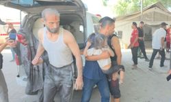 İşgalciler, yardım bekleyen Gazzelilere saldırdı: 10 şehit