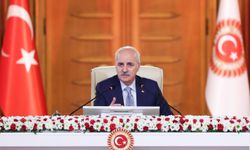 Kurtulmuş: Geçmişin tartışmalarına takılmadan, ortak kimlik ve değerler etrafında birleşmeliyiz