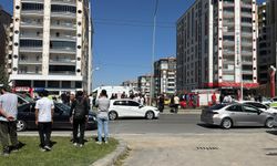 Malatya'da kamyonet yayalara çarptı: 3 yaralı