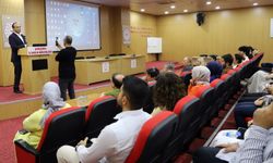 Şanlıurfa’da aşıyla ilgili yanlış bilgilere karşı uzmanlar bir araya geldi