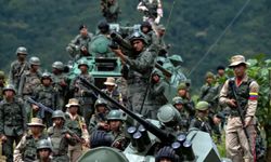 Venezuela Karayipler'de geniş çaplı askeri tatbikat başlattı