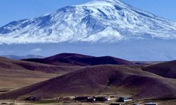 Ağrı Dağı beyaza büründü