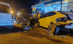 Batman’da 3 aracın karıştığı maddi hasarlı kaza
