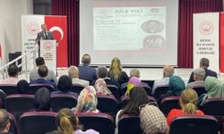 Batman'da "yaşlılık ve toplumsal hayat" söyleşisi gerçekleştirildi