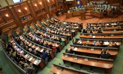 Kosova'da yeni hükümet güvenoyu alamadı