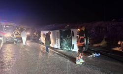 Öğrencileri taşıyan minibüs başka bir araçla çarpıştı: 1'i ağır 14 yaralı