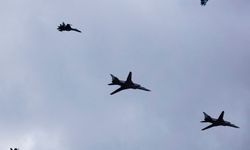 Polonya savaş uçakları Rus uçağını engelledi