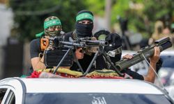 Siyonistlerin desteklediği çetelerin para, silah ve araçları HAMAS'ın eline geçti