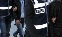 Adana'da uyuşturucu operasyonu: Çok sayıda madde ve ruhsatsız silah ele geçirildi