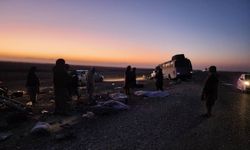 Afganistan'da iki araç çarpıştı: 10 ölü 10 yaralı