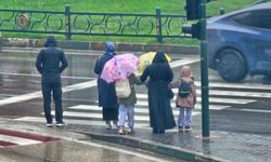 Bursa’da sağanak yağış etkili oluyor