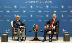 Dışişleri Bakanı Fidan, Pakistan Dışişleri Bakanı Dar ile görüştü