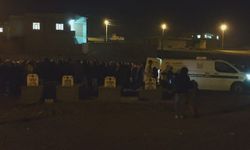 Evde ölü bulunan ailenin babası defnedildi, anne ve çocuk memleketine gönderildi