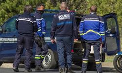 Fransa'da araç kalabalığın arasına daldı: 9 yaralı