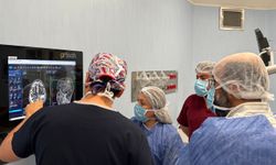 Gaziantep Şehir Hastanesi'nde bölgenin ilk "uyanık kraniotomi" ameliyatı  başarıyla yapıldı