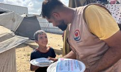 Gazze'de Yetimler Vakfı'nın "Her Gün Bir Sofra" yardımı devam ediyor