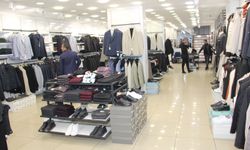 Giyimci esnafı soğuk hava bekleyişinde: Kış gelmedi, satışlar durdu
