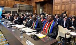 Güney Afrika, siyonist rejime karşı açtığı soykırım davasını sürdürme kararlılığını yineledi