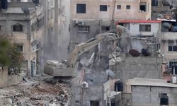 İşgal ordusu Gazze'nin doğusundaki bölgelerdeki binaların yıkımına yoğunlaştırdı