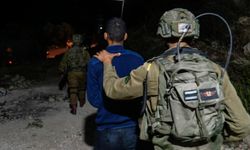 İşgal rejimi El-Halil’de 20 kişiyi alıkoydu