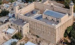 İşgal rejimi tarihi İbrahim El-Halil Camii üzerindeki kontrolünü genişletiyor