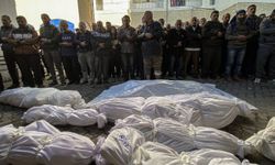 İşgalcilerin Gazze Şeridi'ndeki yerleşim yerlerine yönelik saldırılarında şehitler var