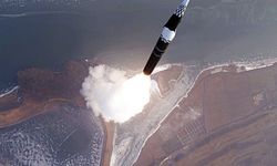 Kuzey Kore, Japon Denizi yönüne balistik füze fırlattı