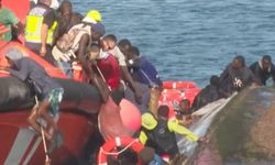 Libya açıklarında göçmenleri taşıyan 2 tekne alabora oldu: 4 can kaybı