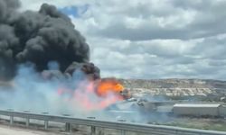 Meksika'da raydan çıkan tren cayır cayır yandı