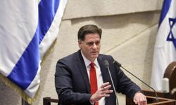 Netanyahu'nun en yakın müttefiki Ron Dermer hükümetten istifa etti