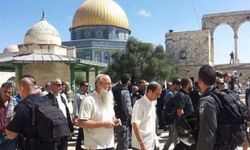 Siyonist baskınlar rutin hale geldi: 1105 işgalci Mescid-i Aksa'ya girdi
