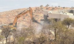 Siyonist rejim Nablus'un güneyindeki Duma köyünde bir evi yıktı