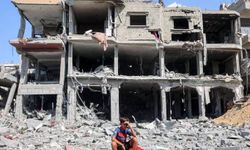 Siyonist rejimin Gazze'ye saldırıları sürüyor: "Sarı hattın" gerisi yeniden vuruldu