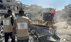 Umut Kervanı Gazze'de enkaz kaldırma çalışmalarını sürdürüyor