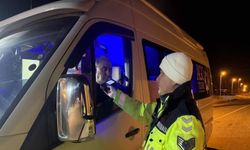 Ağrı'da gerçekleştirilen trafik denetiminde 5 kişi gözaltına alındı