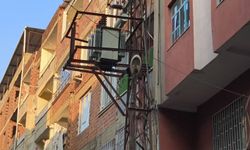 Batman’da mahalle sakinlerinden trafo tepkisi: Evimizin yanındaki ölüm tehlikesini kaldırın