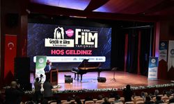 Belediye Başkanı Geçit: Aileyi anlatan her eser toplumsal hafızaya önemli katkılar sunar