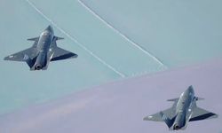 Dünyada bir ilk: İki insansız savaş uçağından otonom yakın kol uçuşu