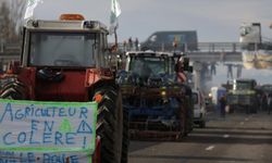 Fransa’da çiftçilerin protestoları devam ediyor 