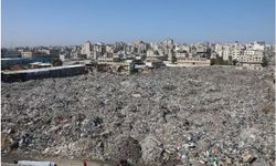 Gazze Belediyesi: Katı atık toplama ve kaldırmada ciddi bir krizle karşı karşıyayız
