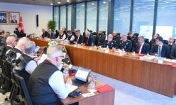 İçişleri Bakanı Yerlikaya’dan yeni yıl tedbirleri toplantısı